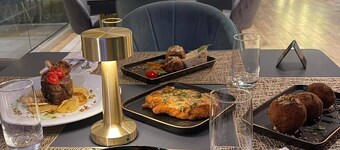 Kingdom Luxury Hotel