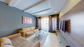 Leilighet – comfort, flere senger, privat bad | Sengetøy av topp kvalitet, minibar og individuelt dekorert