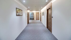 Lobby - Collection O Hotel Amber Heights (Bareilly)