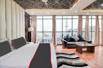 Collection O Hotel Amber Heights