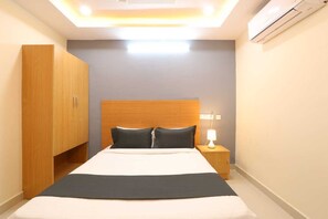 Bed sheets - Townhouse 1344 Sri Balaji Luxury rooms (Hyderabad)