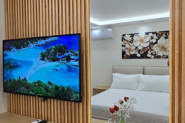 Sistema de insonorización, tabla de planchar con plancha y wifi gratis