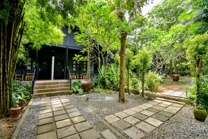 บริเวณภายนอก