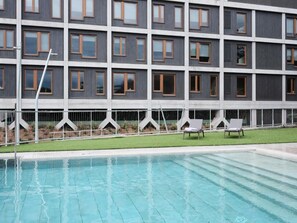 Innendørsbasseng og utendørsbasseng