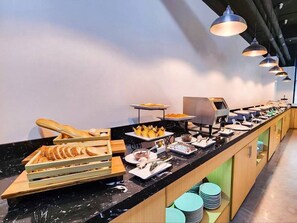 Restaurant - The Glory Hotel and Residence Clark Pampanga (Mabalacat City)