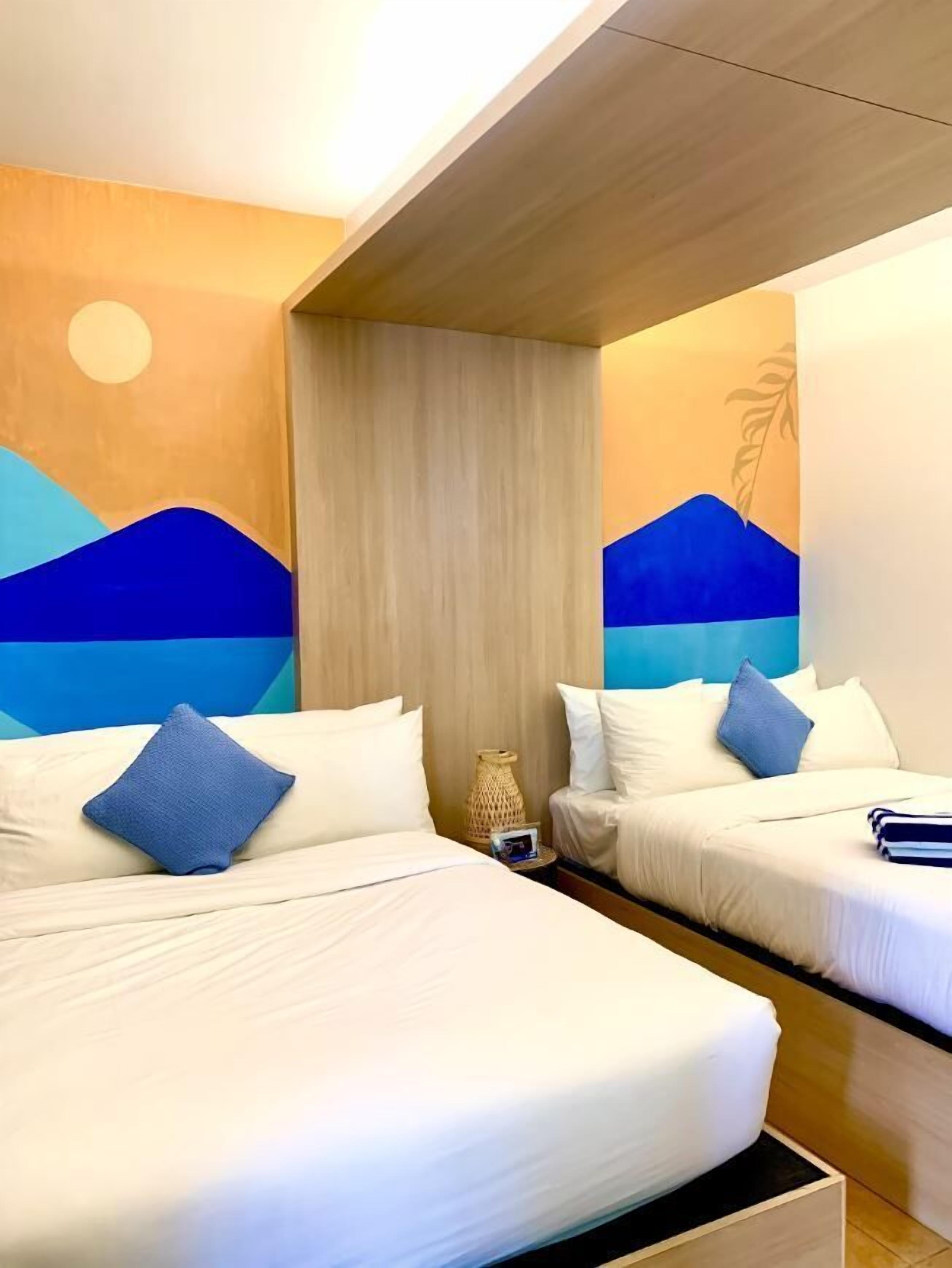 Brankas dan didekorasi berbeda-beda