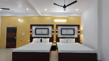 Classic Double or Twin Room | Bed sheets