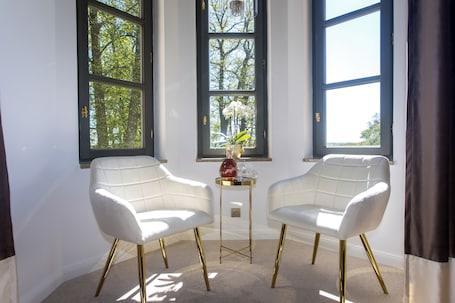 Premium bedding, Select Comfort beds, minibar, in-room safe