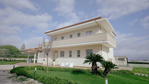 Villa Zefiro - Suites & Events