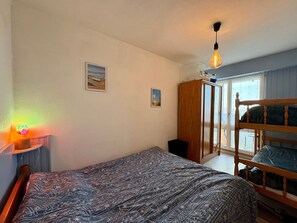 1 bedroom, WiFi - 4/6 pers. waterfront apartment with parking in St-Hilaire-de-Riez (Saint-Hilaire-de-Riez)