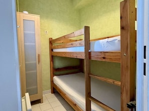 1 bedroom