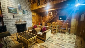 Living area - The Vintage Inn (Manali)