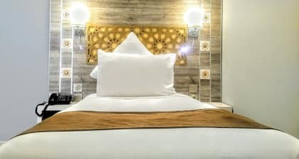 Madaure Hotel - Chéraga