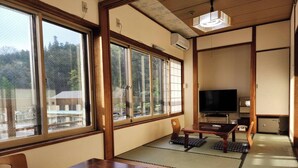 Chambre quadruple de base | Accès au Wi-Fi (inclus)