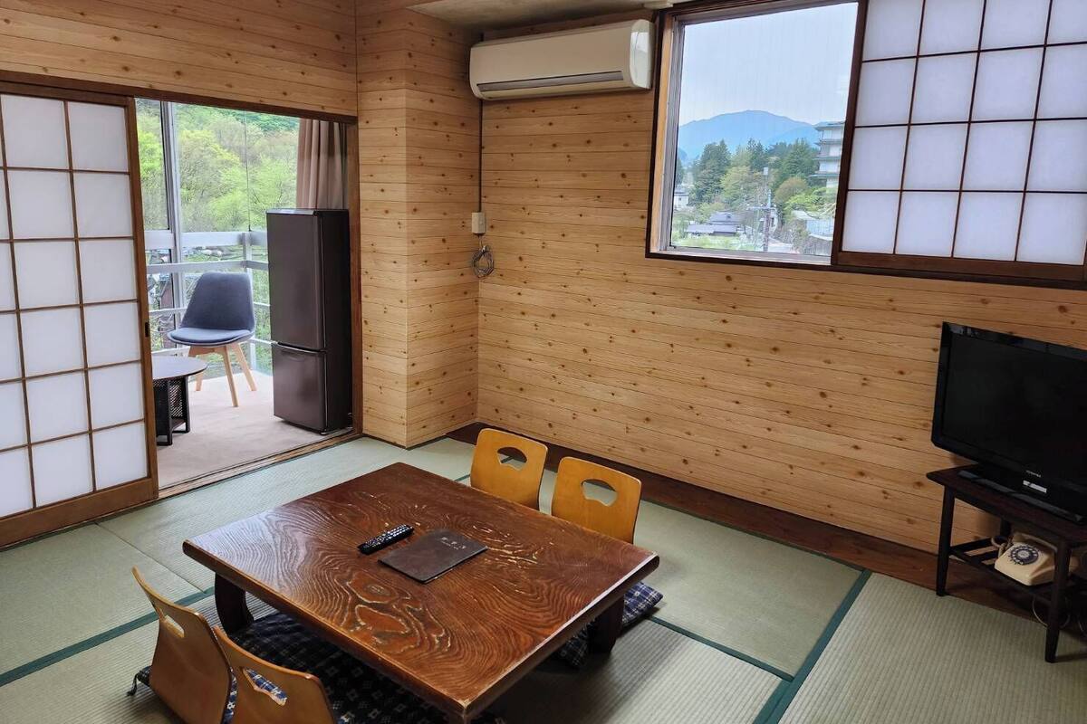 Economy Quadruple Room