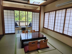 Standard Quadruple Room | Free WiFi - NIKKO IROHA (Nikko)