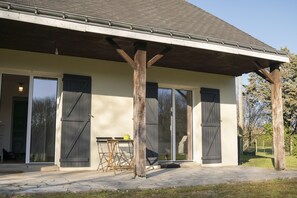 Exterior detail - Maison La Fontaine - Paisible & Verdoyante (Trélazé)