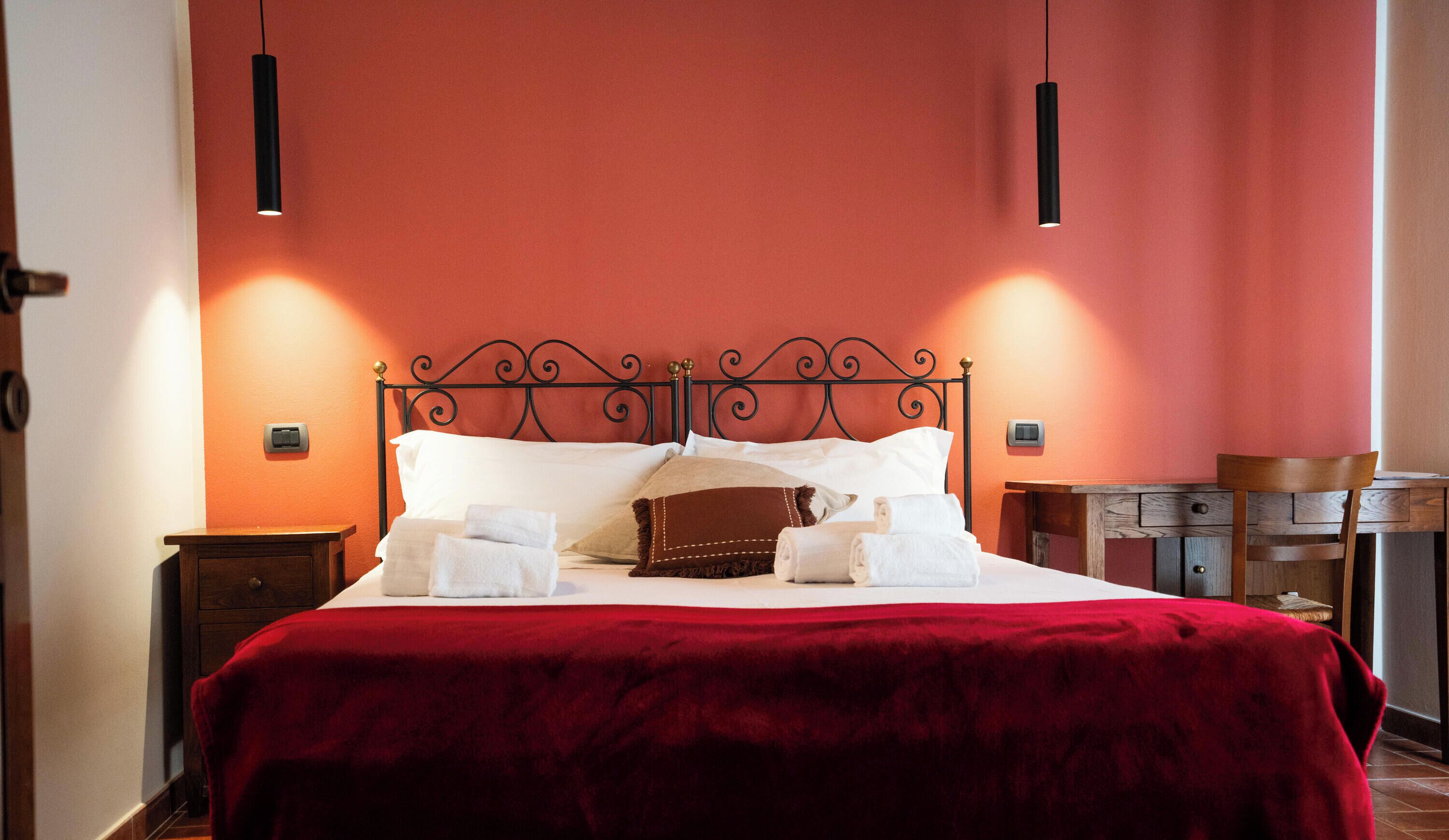 Minibar, lits bébé (gratuits), Wi-Fi gratuit, draps fournis