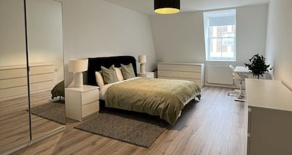 Stunning new penthouse in the Center of Southend
