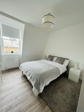 2 chambres, bureau, fer et planche à repasser, Wi-Fi gratuit