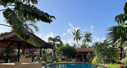 Comfortable 2 BHK with pool Betalbatim beach