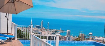 GOLDEN SUNSET batumi 