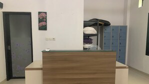 Bahagian dalam