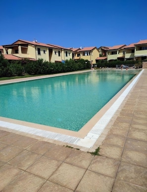 Seasonal outdoor pool