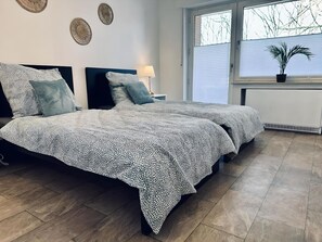 2 Schlafzimmer, Bügeleisen/Bügelbrett, WLAN, Bettwäsche