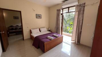 2 soverom, strykejern/-brett, wi-fi og sengetøy