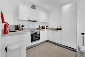 公寓 | 私人厨房 | 冰箱、微波炉、烤箱、洗碗机