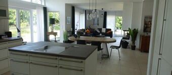 Moderner, Barrierefreier Bungalow am Bodden, im Naturschutzgebiet, Wlan, Sauna