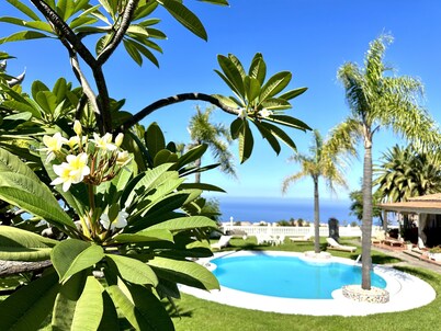 Villa La Perla Exotica
Your Tenerife ocean view paradise to escape!