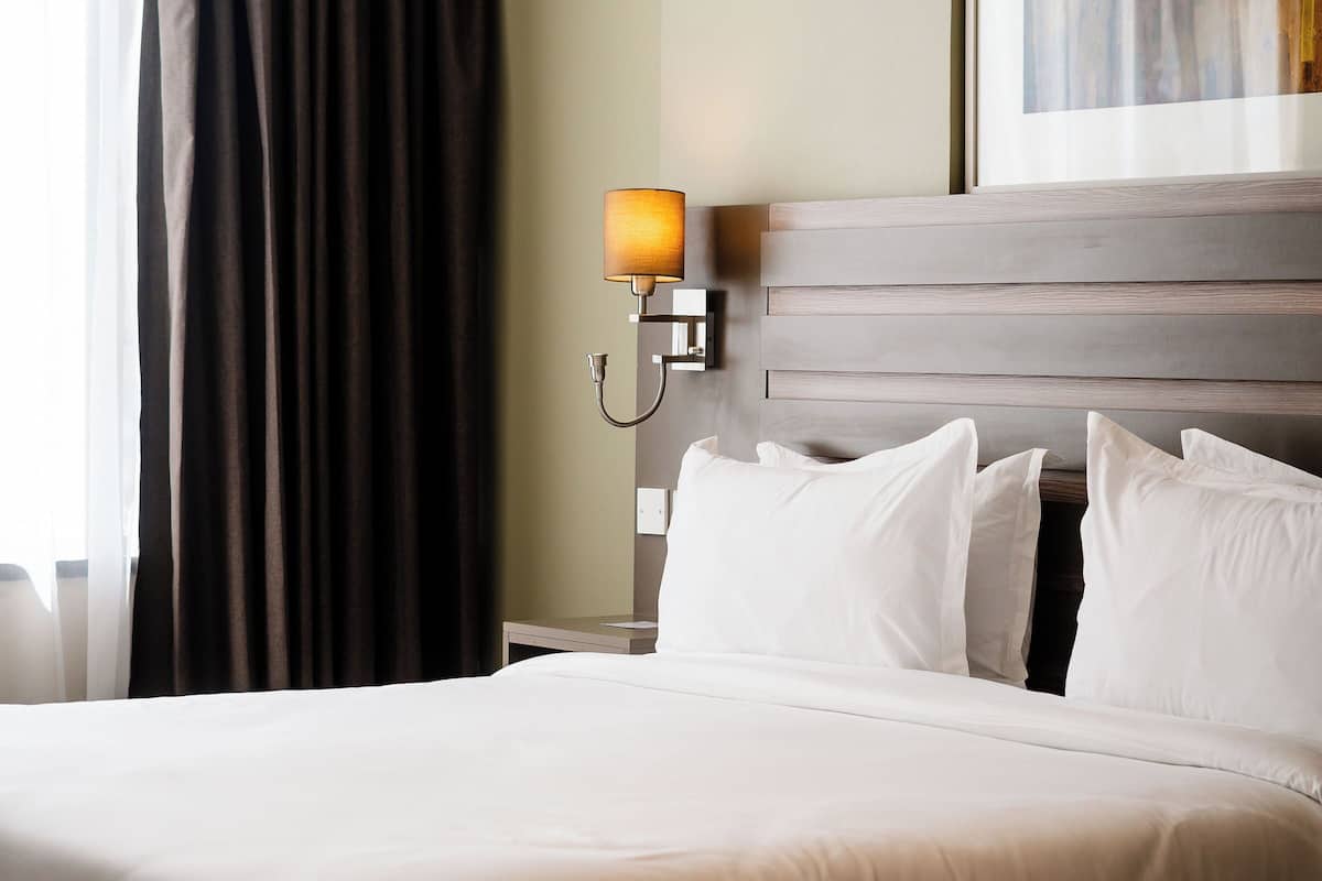 Suite, 1 camera da letto | 2 camere, biancheria da letto ipoallergenica, una cassaforte in camera