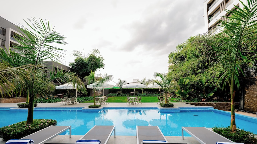 Trademark Suites at Enaki Town