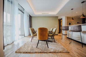Svit Executive - 2 sovrum | Matservice på rummet