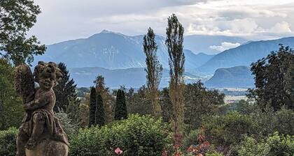 Ferienwohnung Schlosshof