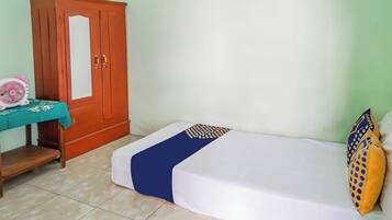 Double Room | Free WiFi, bed sheets