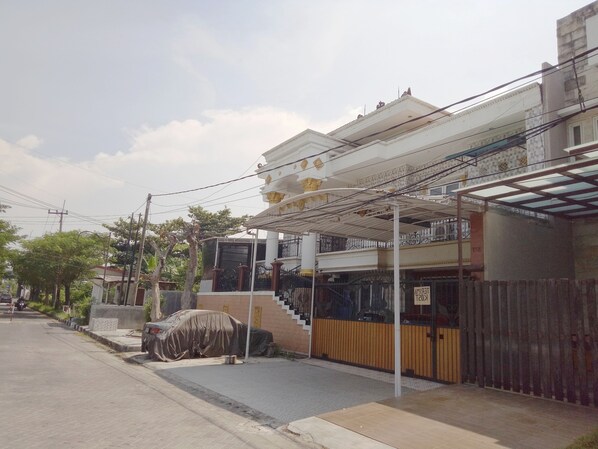 住宿正面