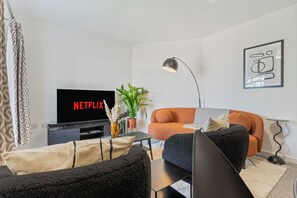 Smart TV, books