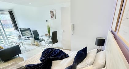 Stunning Studio Apartment in Cambridge