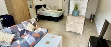 Monolocale | Wi-Fi gratuito, lenzuola