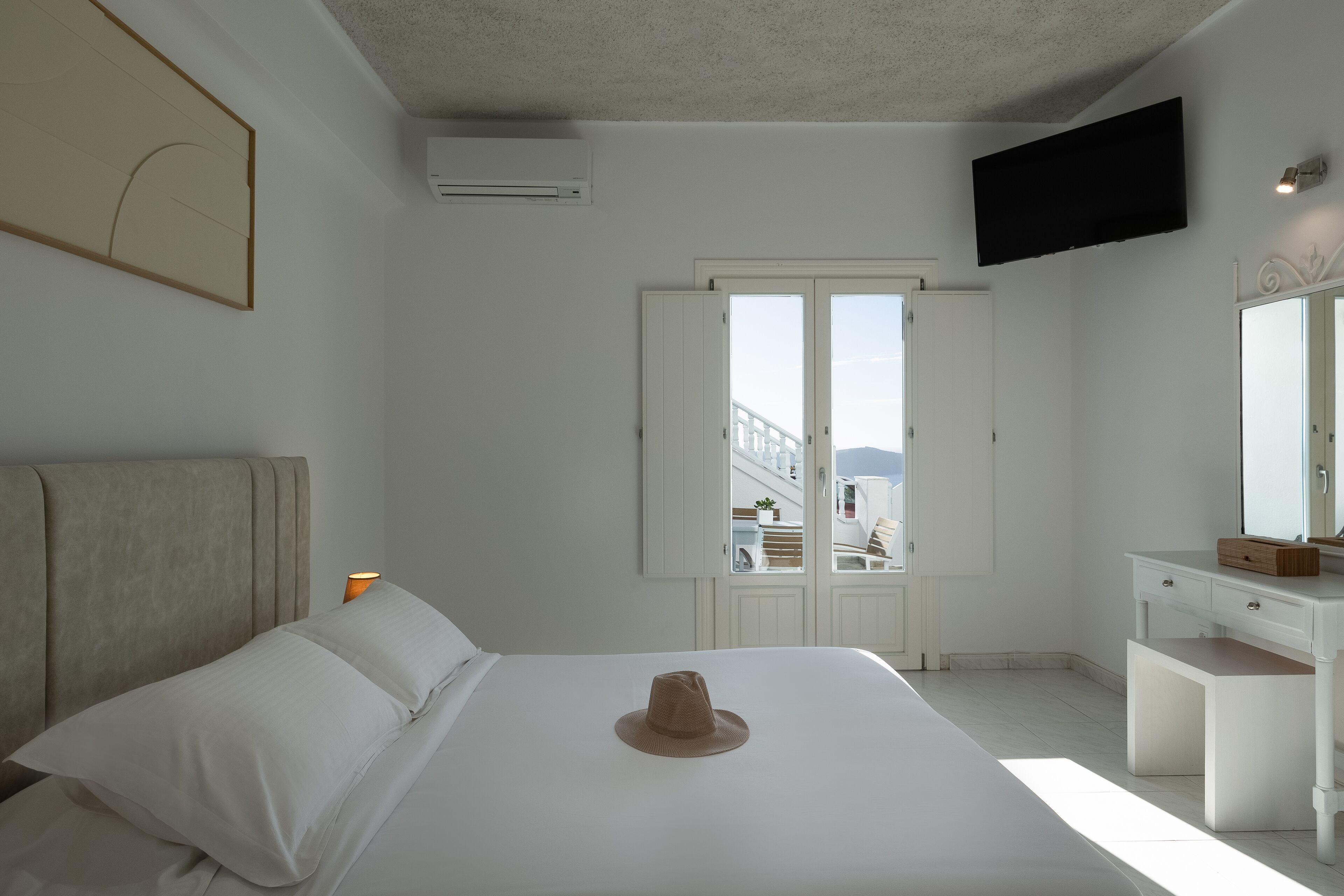 Photo - Nevma Suites