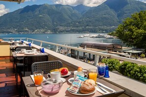 Daily buffet breakfast for a fee - Hotel Rondinella Locarno (Locarno)