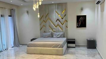 5 chambres, bureau, fer et planche Ă repasser, Wi-Fi gratuit