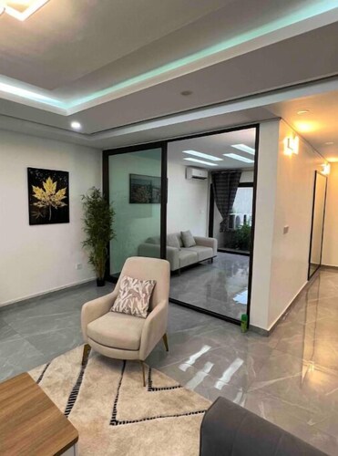 Un concentré d’élégance et de modernité au cœur de Bassam: la villa AMIRI.