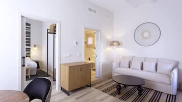 Superior Room, 1 Queen Bed, Vineyard View