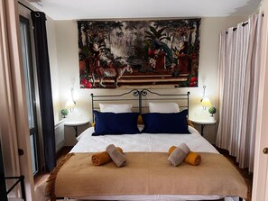 1 bedroom, travel crib, free WiFi, bed sheets - La Calade, in the heart of Provence Country Club (Saumane-de-Vaucluse)