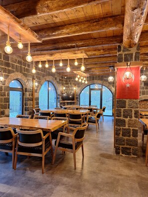 Free daily cooked-to-order breakfast - Hemşin Ata Konağım (Camlihemsin)