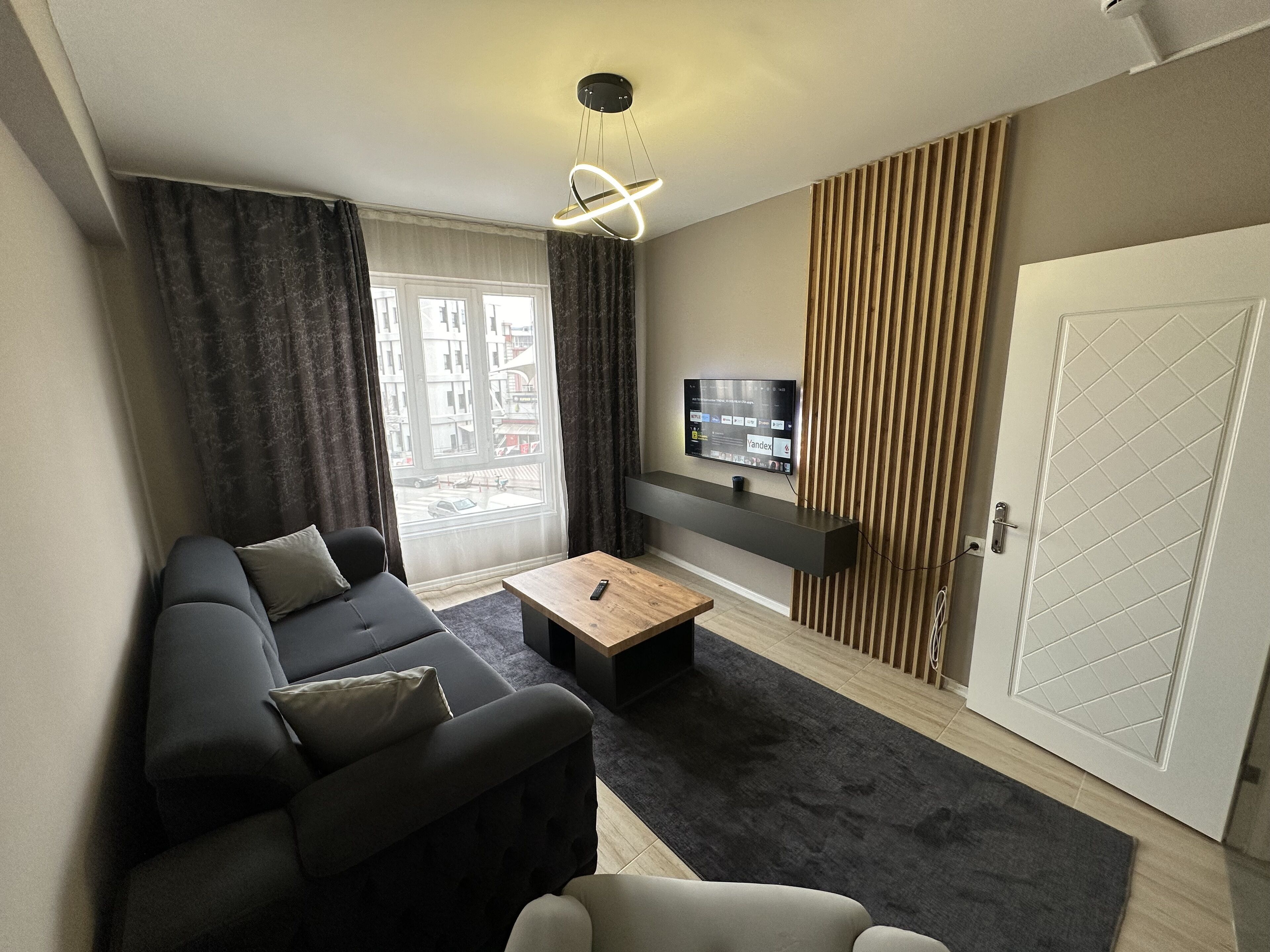 Premium Apartment | Free WiFi